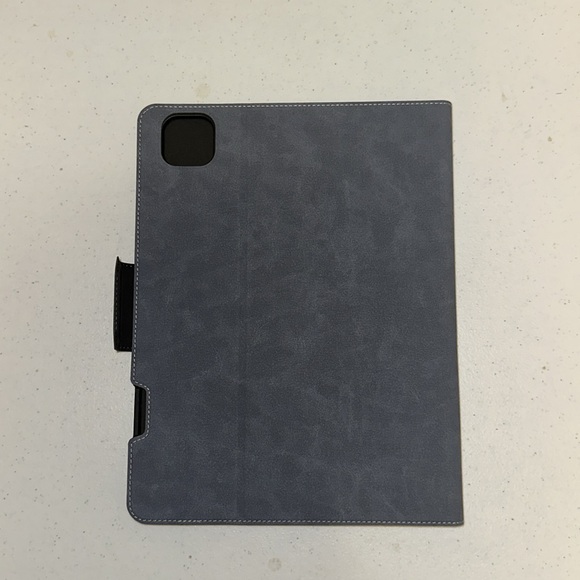 Bukoor Ipad Tablet Case - Picture 3 of 3